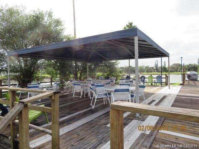 4164 Inverrary Dr # 813, Lauderhill FL 33319
