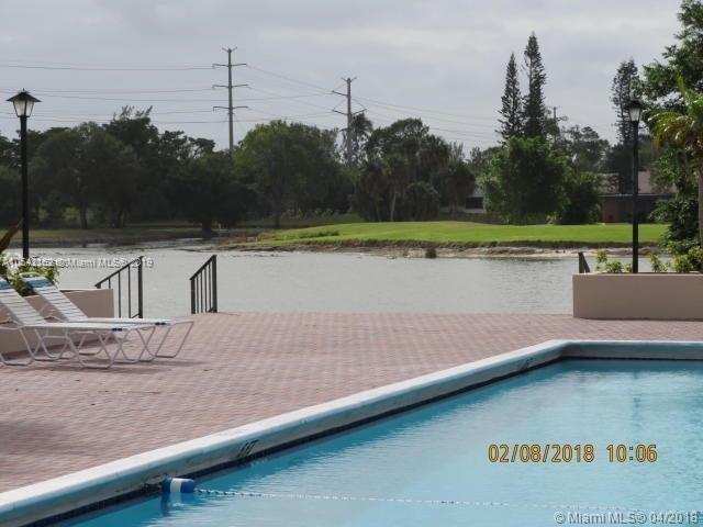 4170 Inverrary Dr # 111, Lauderhill FL 33319