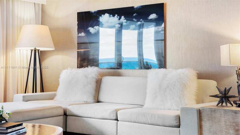 102 24th St # 904, Miami Beach FL 33139