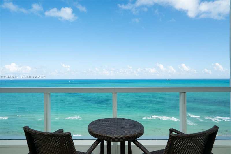 4391 Collins Ave, Miami Beach FL 33140