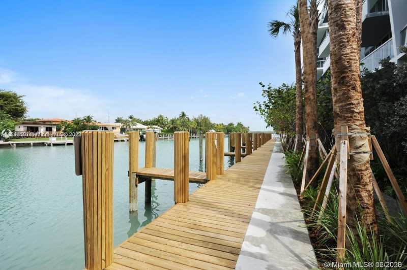 9940 W Bay Harbor Dr, Bay Harbor Islands FL 33154
