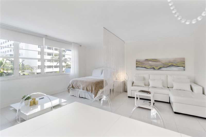 100 Lincoln Rd # 306, Miami Beach FL 33139