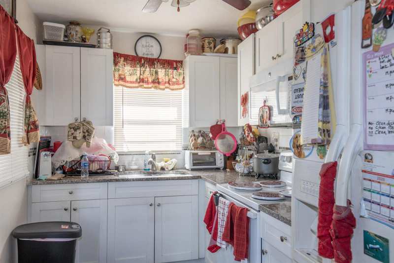 922/928 S Dixie Highway, FL 33460