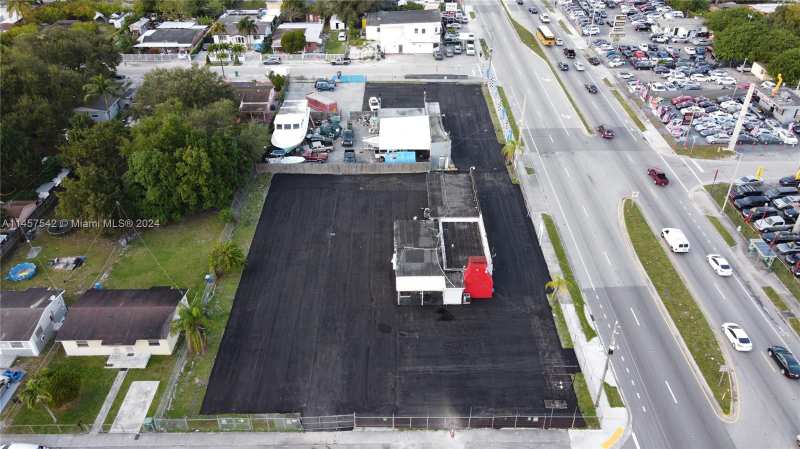 9800 NW 27th Ave, Miami FL 33147
