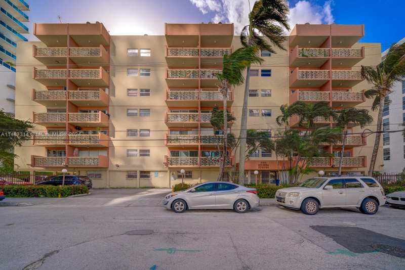 RIVIERA TOWERS CONDO