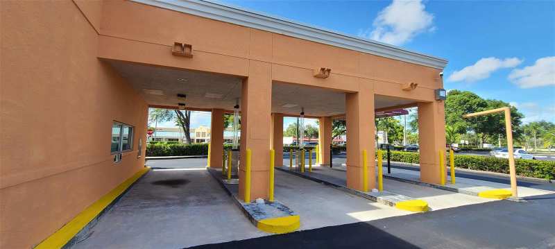 5300 Coconut Creek Parkway, Margate FL 33063