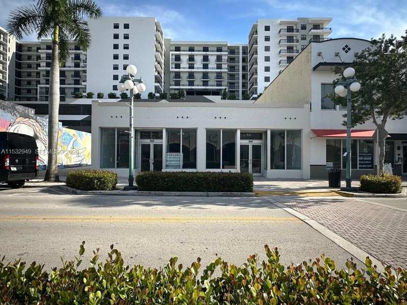 2020 Harrison St, Hollywood FL 33020