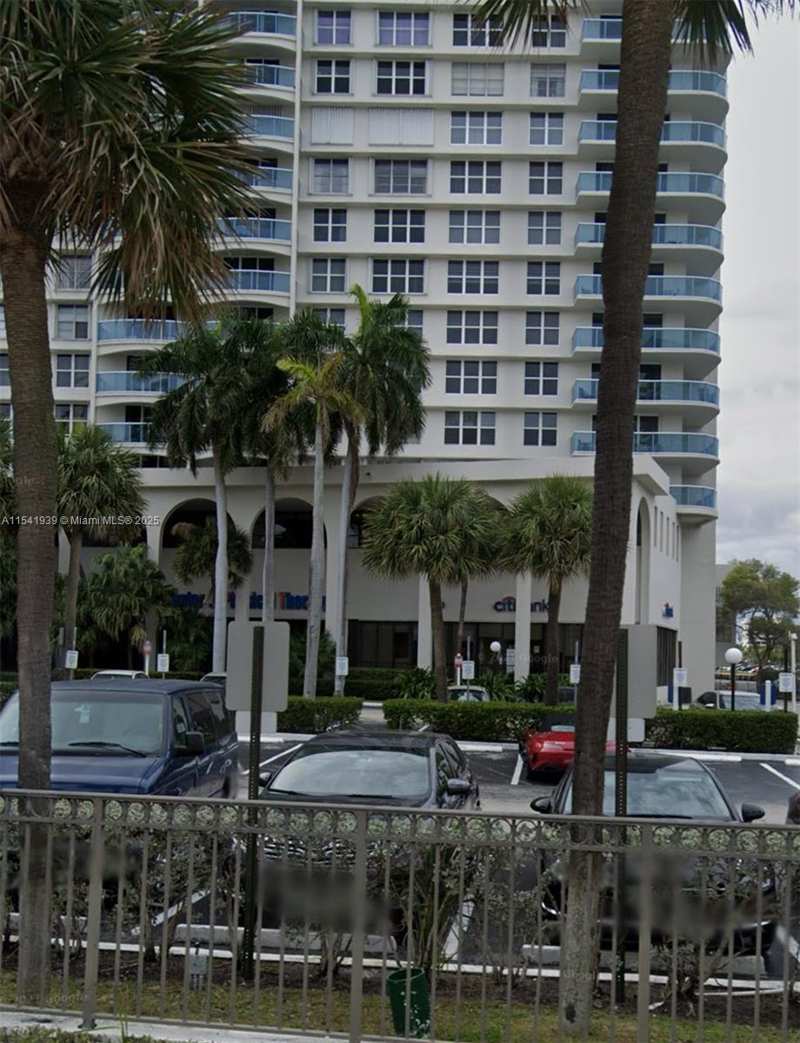 3800 S Ocean Dr # G7, Hollywood FL 33019