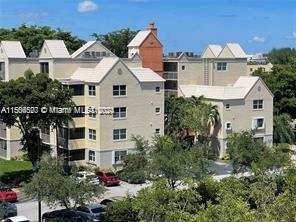 8255 Lake Dr # 204, Doral FL 33166