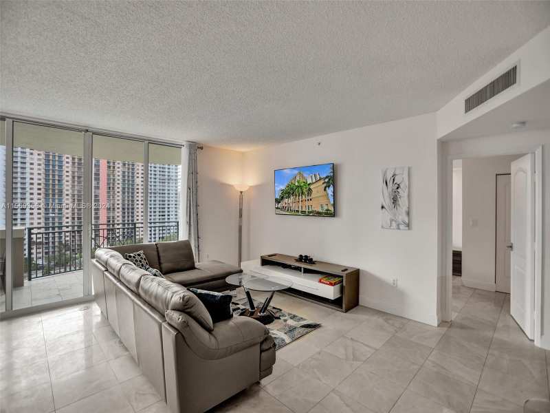 17555 Atlantic Blvd # 1101, Sunny Isles Beach FL 33160