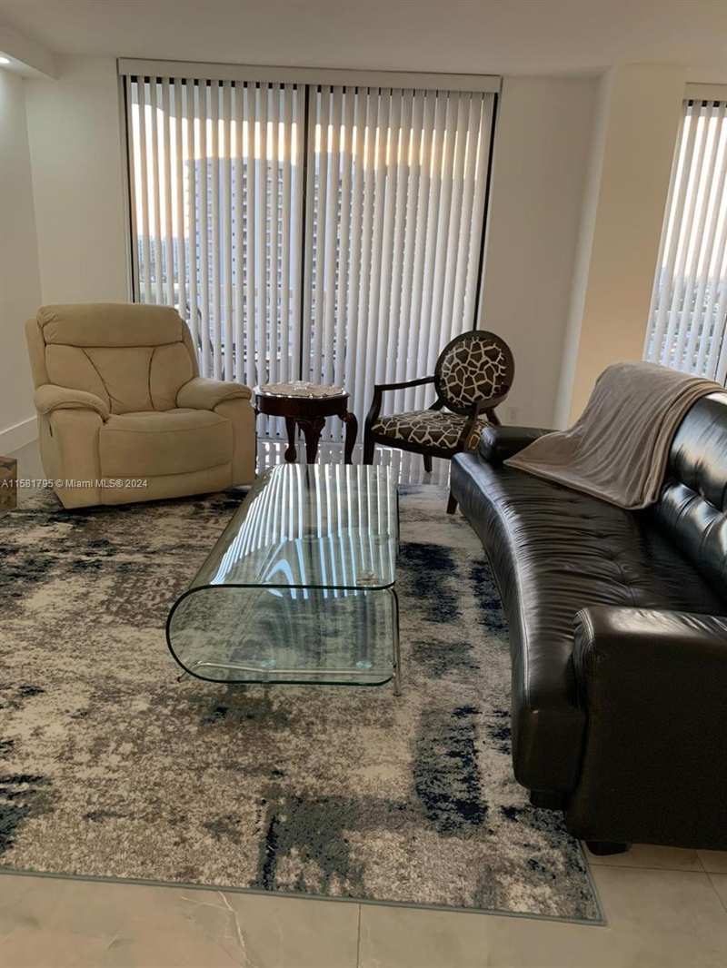 3300 NE 192nd St # 1506, Aventura FL 33180