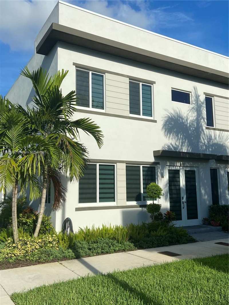 6683 NW 103rd Pkwy # 6683, Doral FL 33178