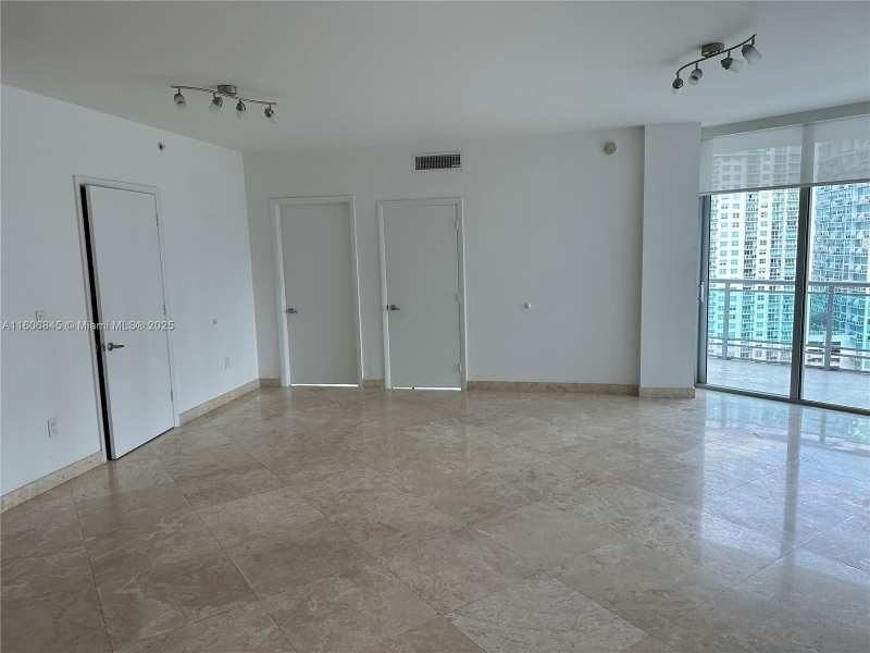 350 S Miami Ave # 2302, Miami FL 33130