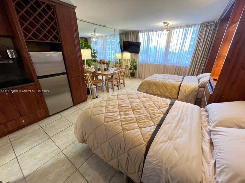 19201 Collins Ave # 428, Sunny Isles Beach FL 33160