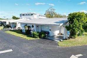 SHERIDAN LAKES CONDO HOUS