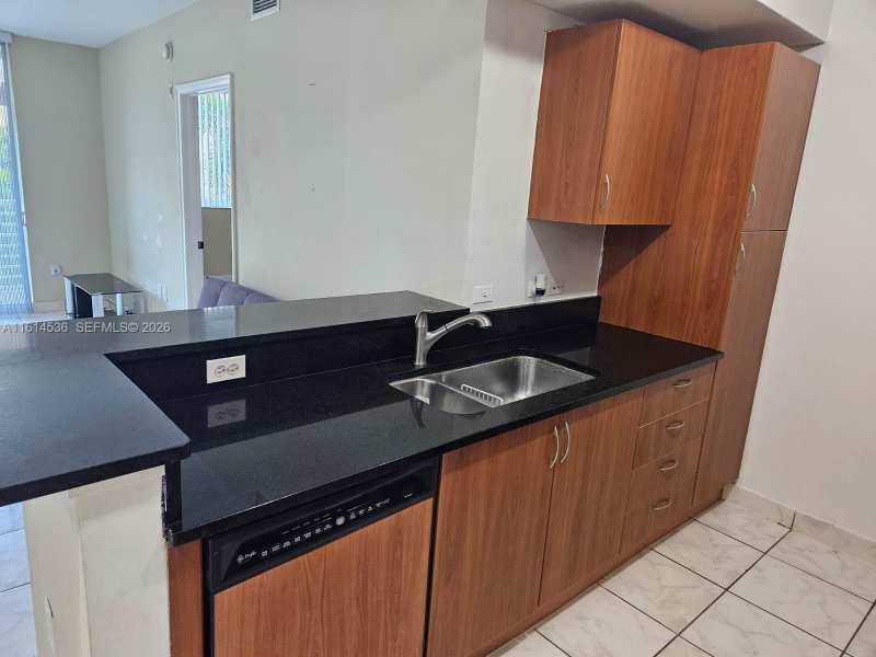 2775 NE NE 187th ST # 323, Aventura FL 33180