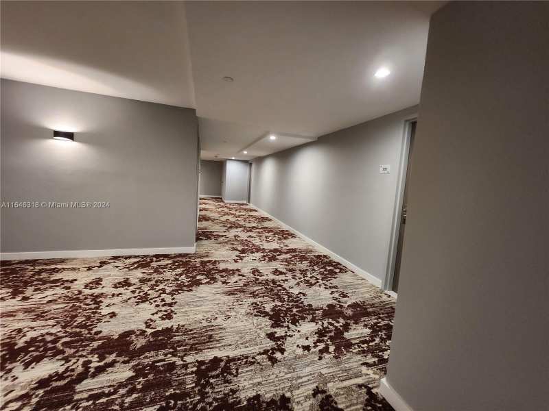 2555 Collins Ave # 306, Miami Beach FL 33140