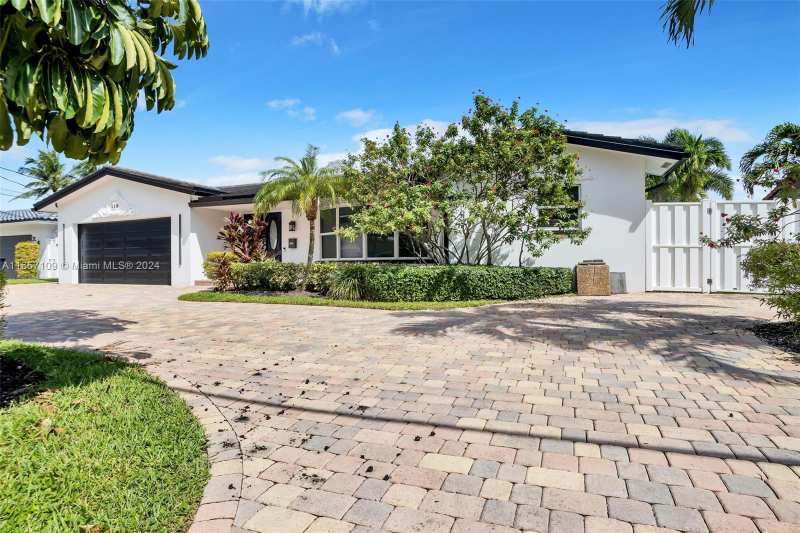 5220 NE 26th Ave, Fort Lauderdale FL 33308
