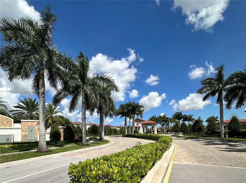 3415 W 112th Ter, Hialeah FL 33018