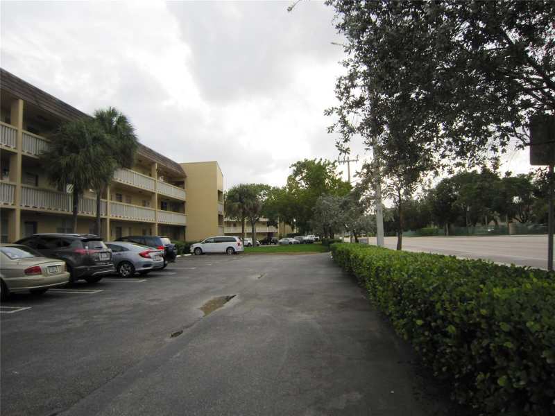 6150 NW 62nd Street # 107, Fort Lauderdale FL 33319