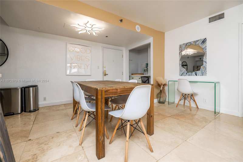 5225 Collins Ave # 1114, Miami Beach FL 33140