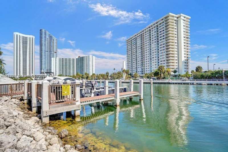 400 Kings Point Dr # 1031, Sunny Isles Beach FL 33160