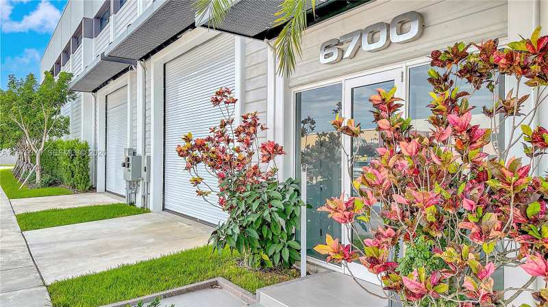 6700 NE 2nd Ct # 4, Miami FL 33138