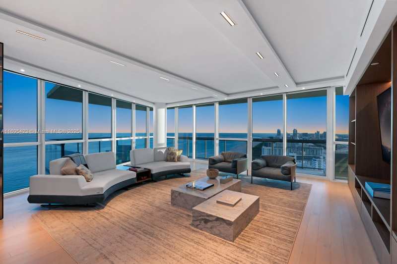 101 20th St, Miami Beach FL 33139