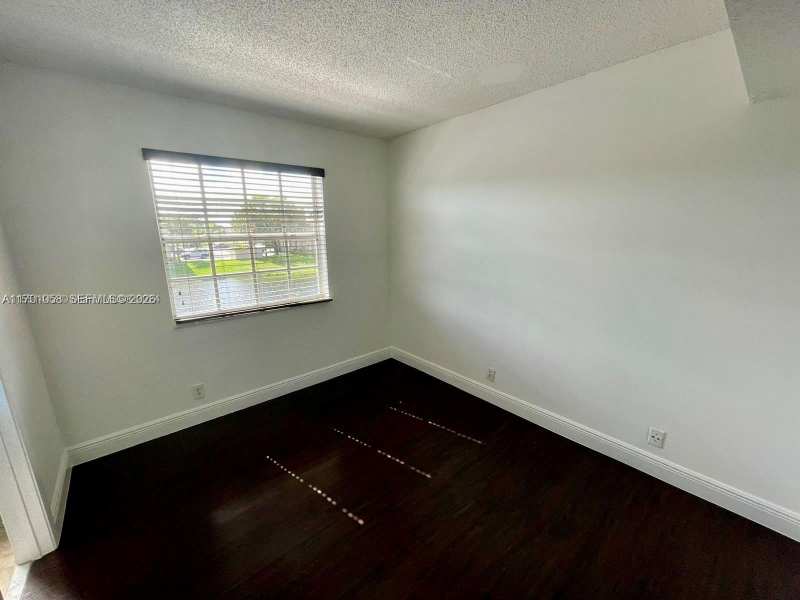 333 SW 86th Ave # 201, Pembroke Pines FL 33025