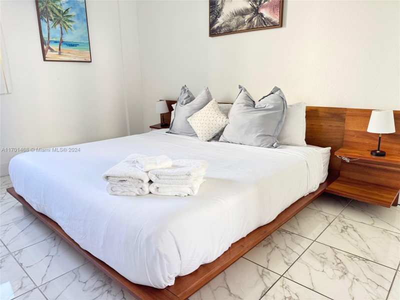3901 S Ocean Dr # 3Y, Hollywood FL 33019