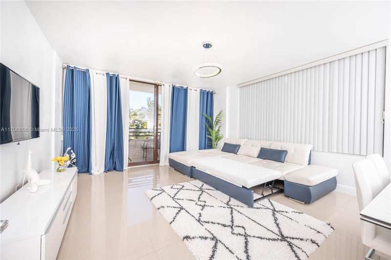 3505 S Ocean Dr # 221, Hollywood FL 33019