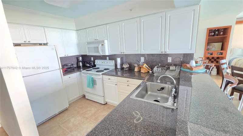 2501 S OCEAN DRIVE # 809, Hollywood FL 33019