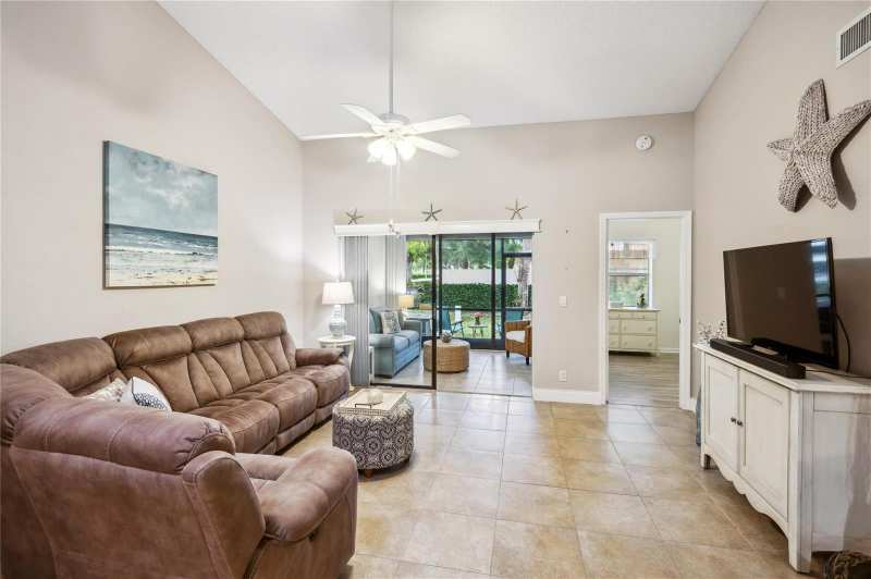 35 Centennial Court, Deerfield Beach FL 33442