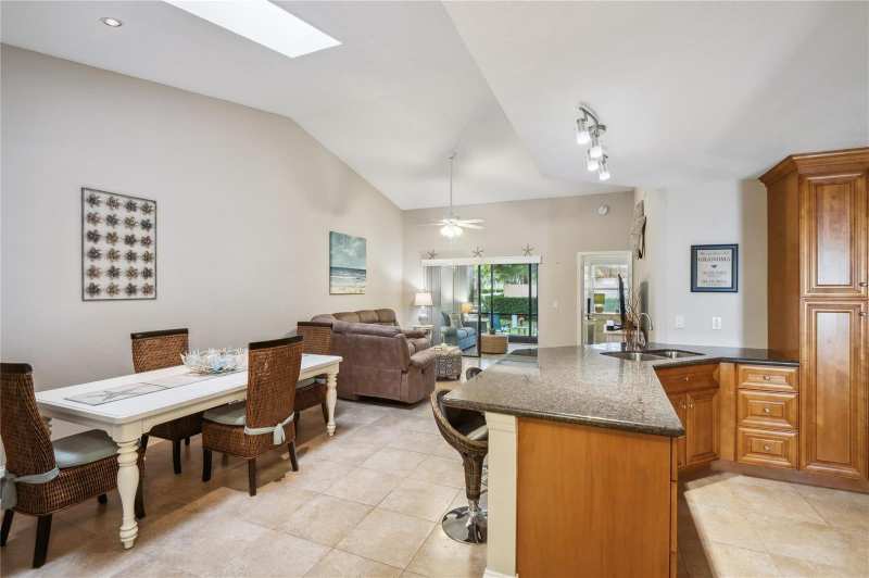 35 Centennial Court, Deerfield Beach FL 33442