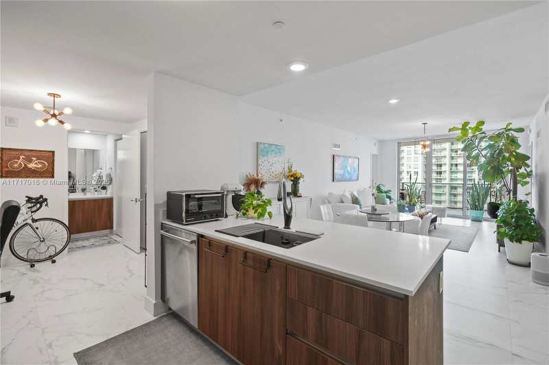488 NE 18th St # 4009, Miami FL 33132