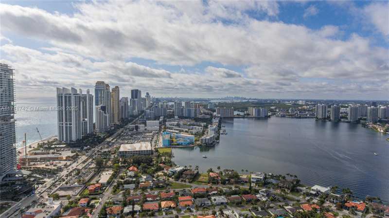 18975 Collins Ave # 305, Sunny Isles Beach FL 33160