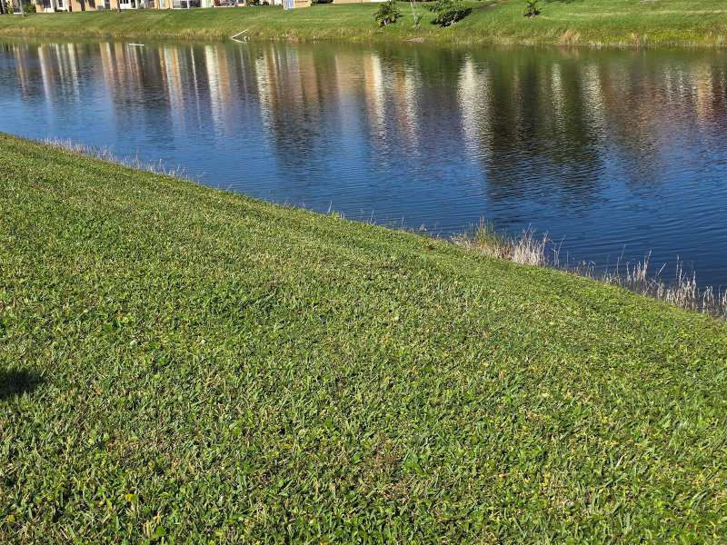 121 Lake Gloria Drive, West Palm Beach FL 33411