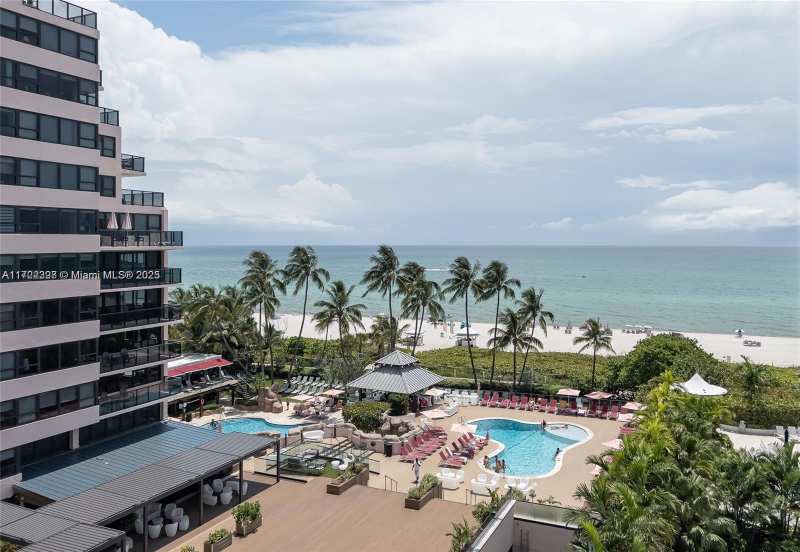5161 Collins Ave # 812, Miami Beach FL 33140