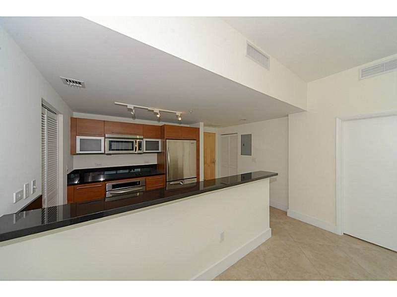 253 NE 2nd Street # 2710, Miami FL 33132
