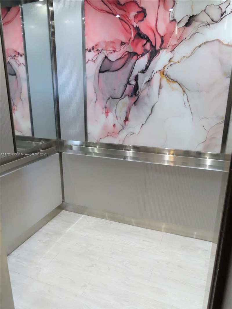 5701 Collins Ave # 1011, Miami Beach FL 33140