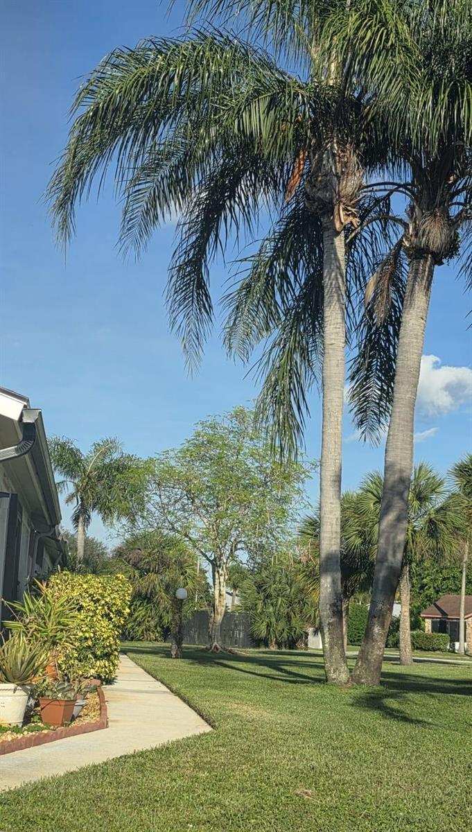 4327 Willow Brook Circle, West Palm Beach FL 33417
