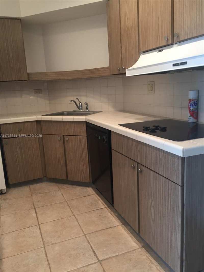 1408 Brickell Bay Dr # 917, Miami FL 33131