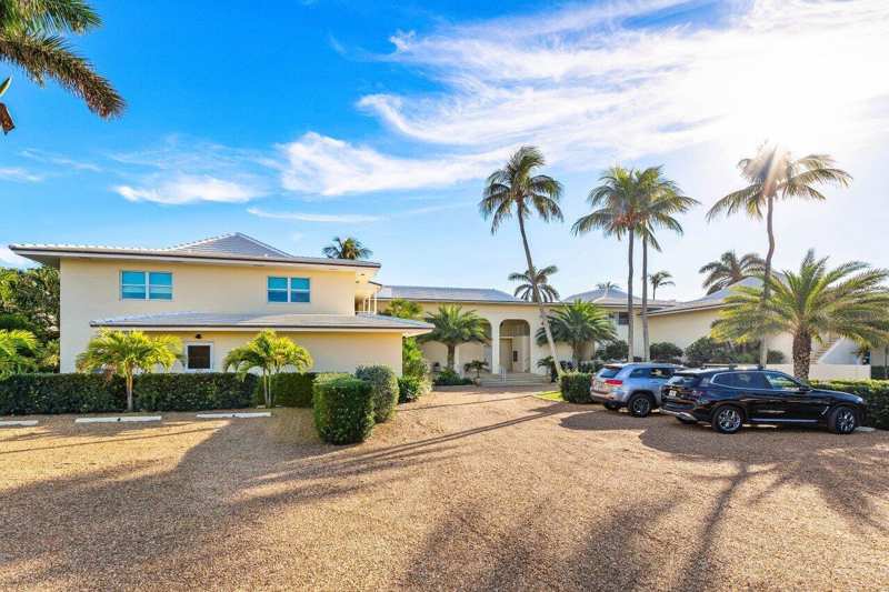 200 Little Club Road # 10, Gulf Stream FL 33483