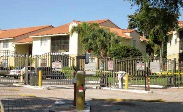 ROYAL POINCIANA CONDO