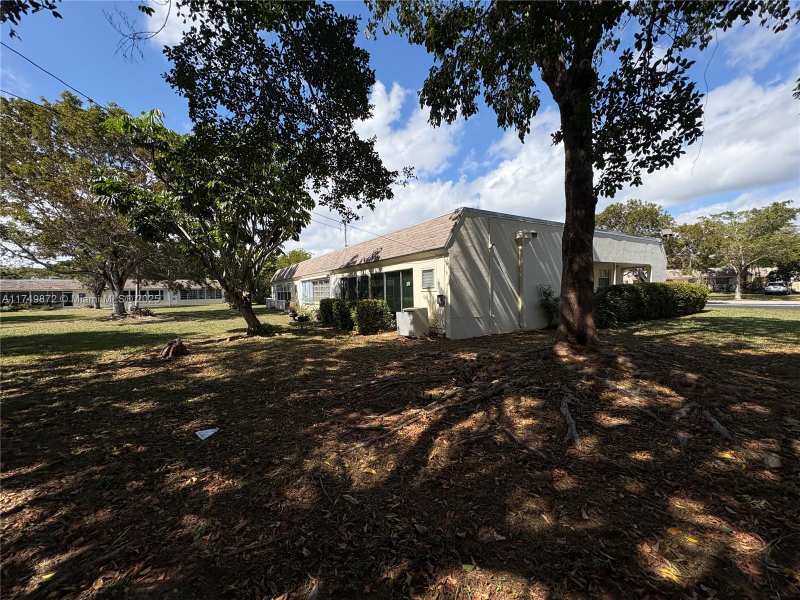 11260 SW 172nd St, Miami FL 33157