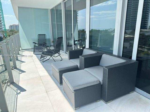 1 Collins Ave # 602, Miami Beach FL 33139