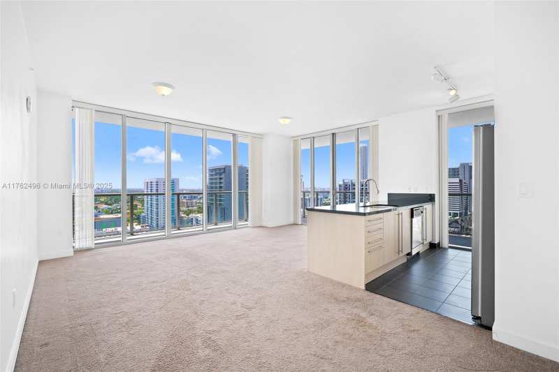 79 SW 12th St, Miami FL 33130