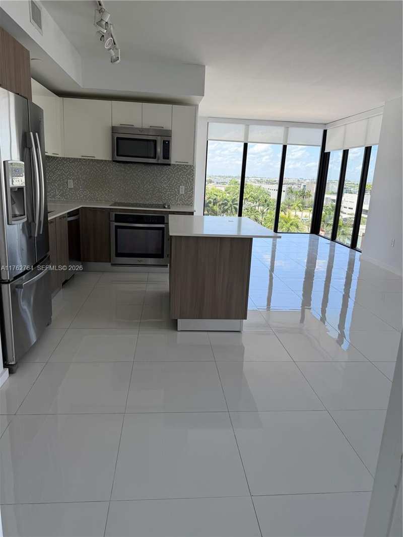 5252 NW 85th Ave # 511, Doral FL 33166