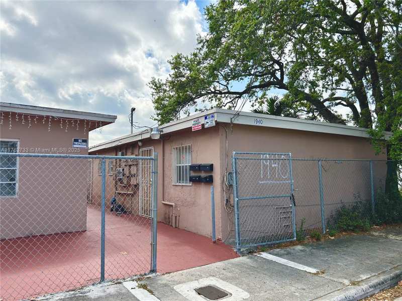 1940 Ali Baba Ave, Opa-Locka FL 33054