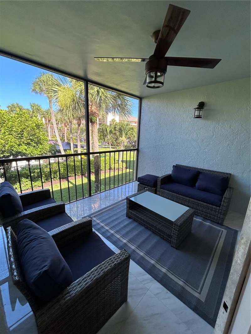 275 Palm Ave # D205, Jupiter FL 33477
